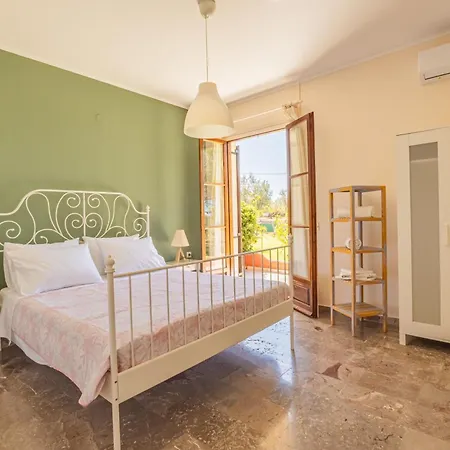 Villehardouin Farm Estate, & Apartments, Minia, Kefalonia Hotel de apartamente Argostolion