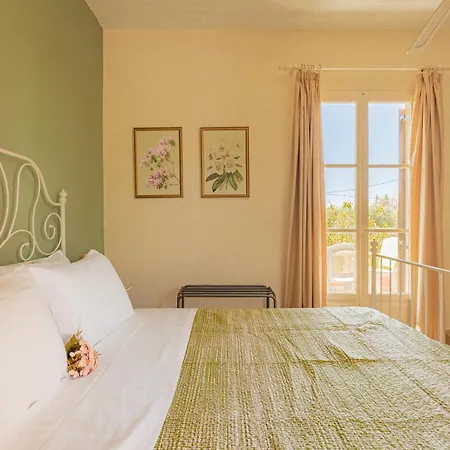 Villehardouin Farm Estate, & Apartments, Minia, Kefalonia Hotel de apartamente 4*