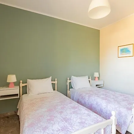 Villehardouin Farm Estate, & Apartments, Minia, Kefalonia Apartmanhotel 4*