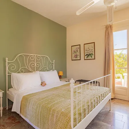 Villehardouin Farm Estate, & Apartments, Minia, Kefalonia Apartmanhotel 4*